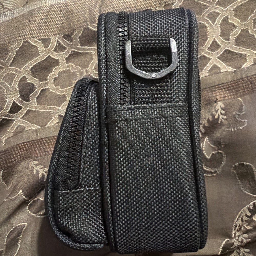 Ambico Small Black 2 Pocket Camera Bag with Zipper & Shoulder Strap travel - Picture 5 of 6
